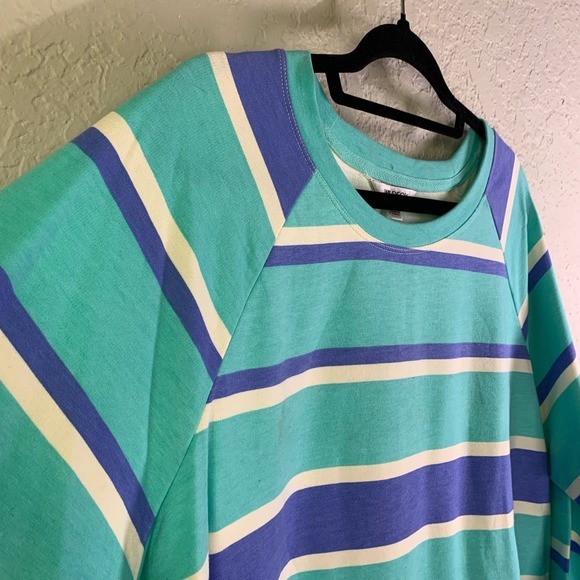 WILDFOX Striped Boxy Pullover Crewneck Long Sleeve Lounge Sweatshirt Top - Picture 6 of 15